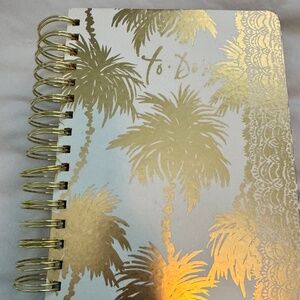 Lilly Pulitzer to do planner